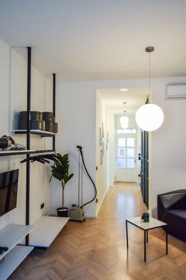 For Long-Term, Budget! Szovetseg Apartment In The Heart Of Budapest Luaran gambar